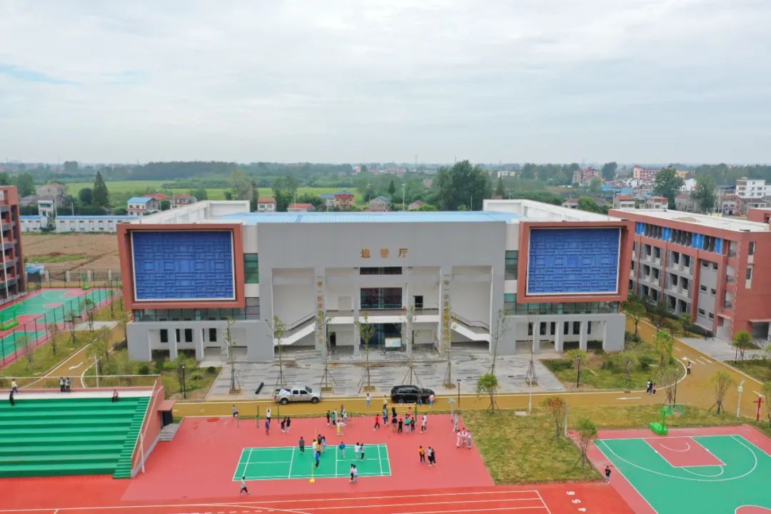 公安縣梅園中學